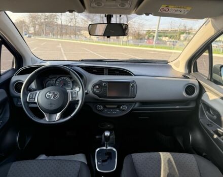 Синий Тойота Ярис, объемом двигателя 1.3 л и пробегом 26 тыс. км за 13500 $, фото 4 на Automoto.ua