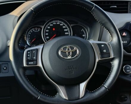 Синий Тойота Ярис, объемом двигателя 1.3 л и пробегом 26 тыс. км за 13500 $, фото 3 на Automoto.ua