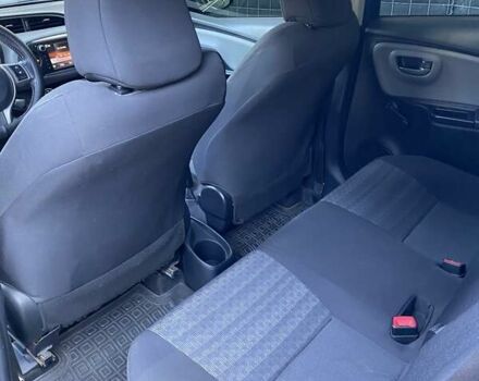 Тойота Яріс 2016 у Никополе на Automoto.ua Синій Тойота Яріс, об'ємом двигуна 1.36 л та пробігом 174 тис. км за 10500 $, фото 7 на Automoto.ua