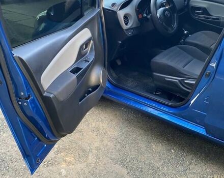 Тойота Яріс 2016 у Никополе на Automoto.ua Синій Тойота Яріс, об'ємом двигуна 1.36 л та пробігом 174 тис. км за 10500 $, фото 6 на Automoto.ua
