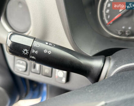 Синій Тойота Яріс, об'ємом двигуна 1.5 л та пробігом 99 тис. км за 11500 $, фото 31 на Automoto.ua