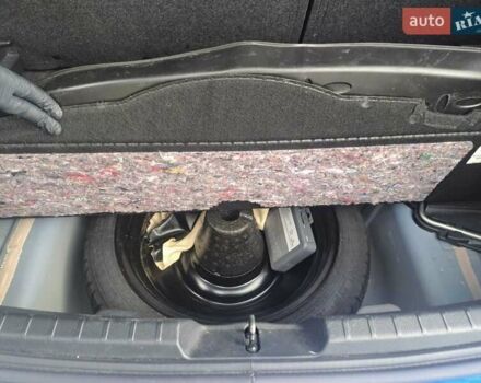 Синій Тойота Яріс, об'ємом двигуна 1.5 л та пробігом 67 тис. км за 18900 $, фото 10 на Automoto.ua