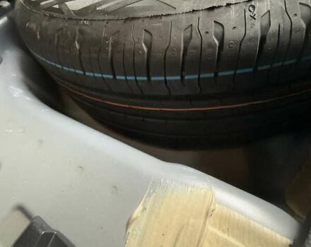 Синій Тойота Яріс, об'ємом двигуна 1.49 л та пробігом 6 тис. км за 25999 $, фото 100 на Automoto.ua