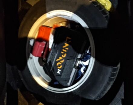 Синий Тойота Ярис, объемом двигателя 1.5 л и пробегом 240 тыс. км за 5600 $, фото 10 на Automoto.ua