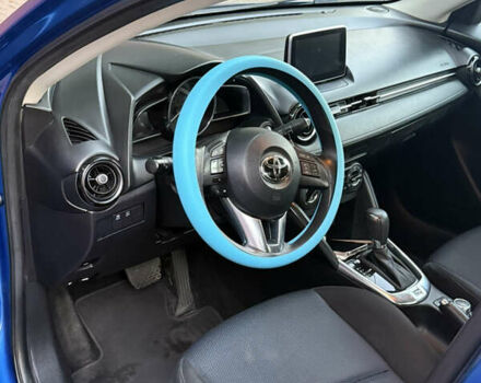 Синий Тойота Ярис, объемом двигателя 1.5 л и пробегом 193 тыс. км за 12500 $, фото 4 на Automoto.ua