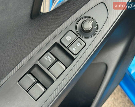 Синий Тойота Ярис, объемом двигателя 1.5 л и пробегом 170 тыс. км за 12890 $, фото 13 на Automoto.ua