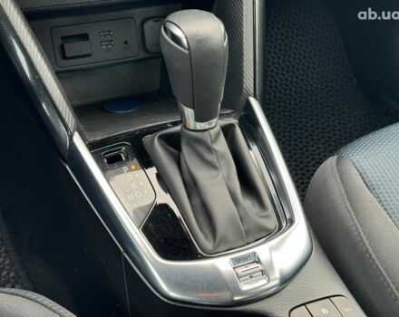 Синій Тойота Яріс, об'ємом двигуна 1.5 л та пробігом 170 тис. км за 12790 $, фото 28 на Automoto.ua