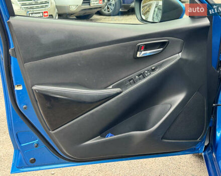 Синий Тойота Ярис, объемом двигателя 1.5 л и пробегом 170 тыс. км за 12890 $, фото 12 на Automoto.ua