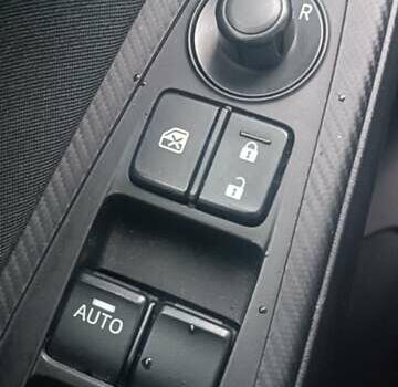 Тойота Яріс 2017 у Вінниці на Automoto.ua Синій Тойота Яріс, об'ємом двигуна 1.5 л та пробігом 170 тис. км за 12800 $, фото 21 на Automoto.ua