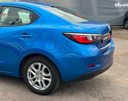 Синій Тойота Яріс, об'ємом двигуна 1.5 л та пробігом 170 тис. км за 12790 $, фото 9 на Automoto.ua