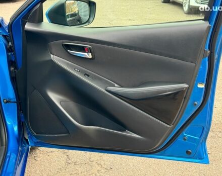 Синій Тойота Яріс, об'ємом двигуна 1.5 л та пробігом 170 тис. км за 12790 $, фото 21 на Automoto.ua