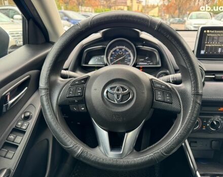 Синій Тойота Яріс, об'ємом двигуна 1.5 л та пробігом 170 тис. км за 12790 $, фото 24 на Automoto.ua