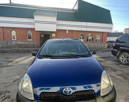 Синий Тойота Ярис, объемом двигателя 1 л и пробегом 250 тыс. км за 2999 $, фото 1 на Automoto.ua