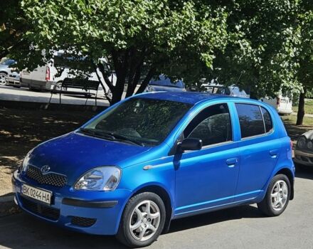 Синий Тойота Ярис, объемом двигателя 1 л и пробегом 210 тыс. км за 4100 $, фото 1 на Automoto.ua