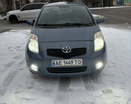 Синий Тойота Ярис, объемом двигателя 1.3 л и пробегом 95 тыс. км за 7100 $, фото 1 на Automoto.ua