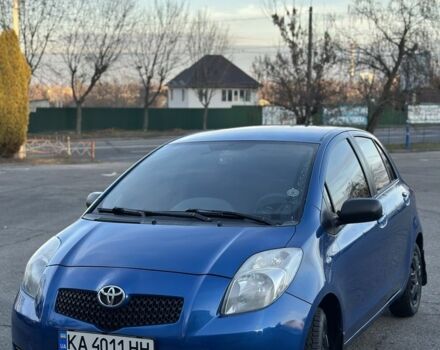 Синий Тойота Ярис, объемом двигателя 1.3 л и пробегом 160 тыс. км за 6100 $, фото 1 на Automoto.ua