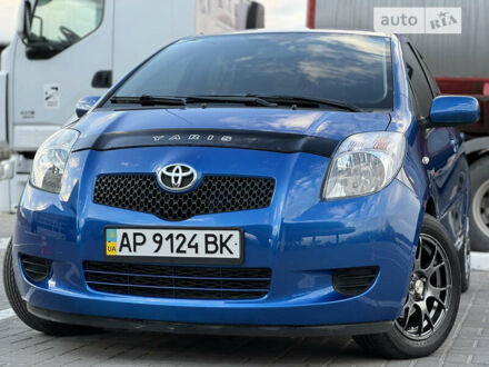 Синий Тойота Ярис, объемом двигателя 1.3 л и пробегом 87 тыс. км за 6300 $, фото 1 на Automoto.ua