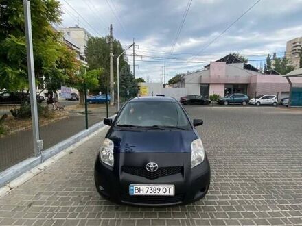 Синій Тойота Яріс, об'ємом двигуна 1 л та пробігом 205 тис. км за 4500 $, фото 1 на Automoto.ua