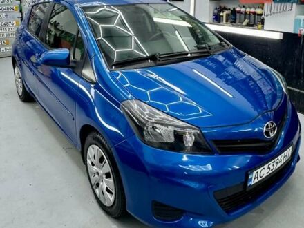 Синий Тойота Ярис, объемом двигателя 1.5 л и пробегом 212 тыс. км за 8000 $, фото 1 на Automoto.ua