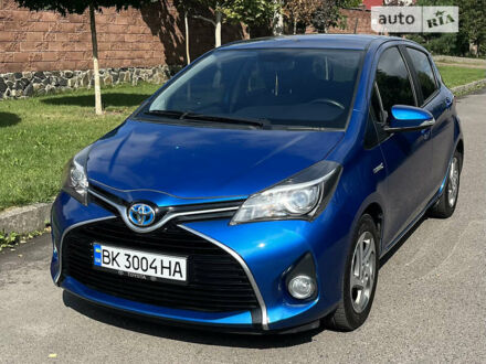 Тойота Яріс 2014 у Рівному на Automoto.ua Синій Тойота Яріс, об'ємом двигуна 1.5 л та пробігом 170 тис. км за 12600 $, фото 1 на Automoto.ua