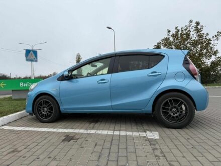 Синий Тойота Ярис, объемом двигателя 1.5 л и пробегом 112 тыс. км за 10500 $, фото 1 на Automoto.ua