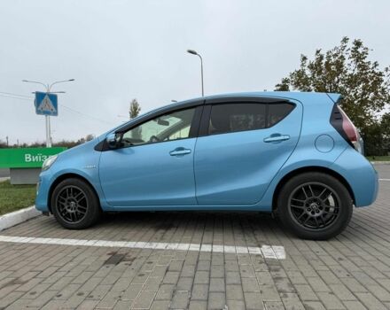 Синій Тойота Яріс, об'ємом двигуна 1.5 л та пробігом 112 тис. км за 10500 $, фото 1 на Automoto.ua