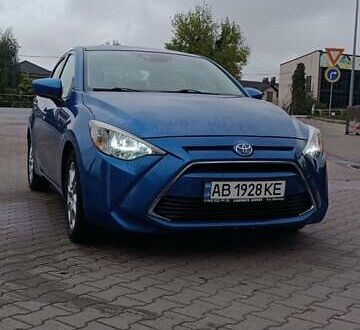 Синій Тойота Яріс, об'ємом двигуна 1.5 л та пробігом 170 тис. км за 12800 $, фото 1 на Automoto.ua