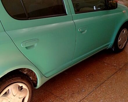 Зеленый Тойота Ярис, объемом двигателя 1 л и пробегом 254 тыс. км за 3000 $, фото 8 на Automoto.ua