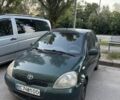 Зелений Тойота Яріс, об'ємом двигуна 1 л та пробігом 360 тис. км за 2999 $, фото 1 на Automoto.ua