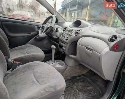 Зеленый Тойота Ярис, объемом двигателя 1.3 л и пробегом 250 тыс. км за 3350 $, фото 15 на Automoto.ua