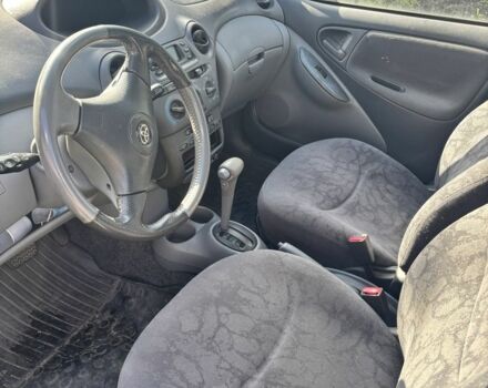 Зеленый Тойота Ярис, объемом двигателя 1.3 л и пробегом 132 тыс. км за 6500 $, фото 4 на Automoto.ua