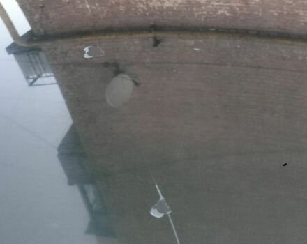 Зеленый Тойота Ярис, объемом двигателя 1 л и пробегом 133 тыс. км за 2800 $, фото 5 на Automoto.ua