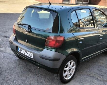 Зеленый Тойота Ярис, объемом двигателя 1 л и пробегом 133 тыс. км за 2800 $, фото 3 на Automoto.ua