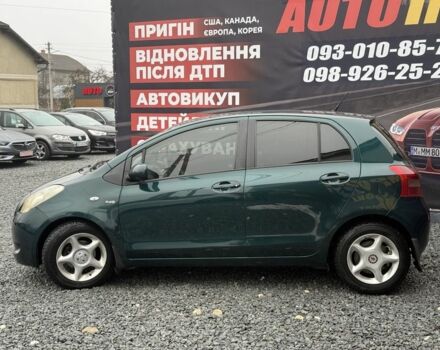 Зелений Тойота Яріс, об'ємом двигуна 1.4 л та пробігом 1 тис. км за 4600 $, фото 3 на Automoto.ua