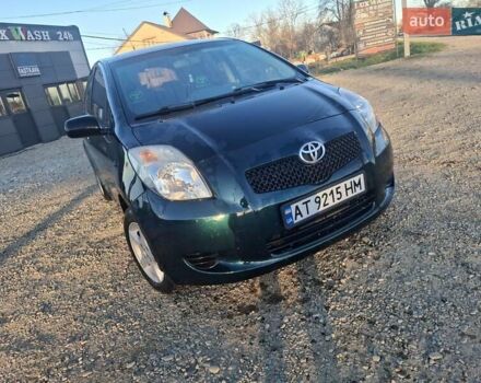 Зелений Тойота Яріс, об'ємом двигуна 1 л та пробігом 188 тис. км за 3750 $, фото 2 на Automoto.ua