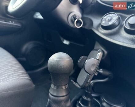 Зеленый Тойота Ярис, объемом двигателя 1 л и пробегом 60 тыс. км за 6200 $, фото 26 на Automoto.ua