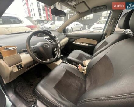 Зелений Тойота Яріс, об'ємом двигуна 1.3 л та пробігом 173 тис. км за 6400 $, фото 2 на Automoto.ua