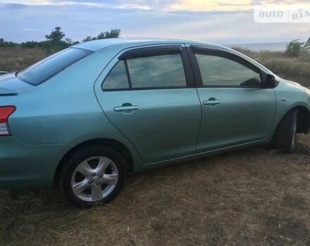 Зелений Тойота Яріс, об'ємом двигуна 1.3 л та пробігом 236 тис. км за 6366 $, фото 2 на Automoto.ua