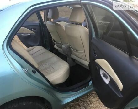 Зелений Тойота Яріс, об'ємом двигуна 1.3 л та пробігом 236 тис. км за 6366 $, фото 6 на Automoto.ua