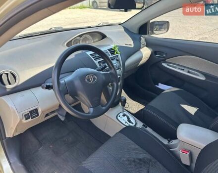 Зелений Тойота Яріс, об'ємом двигуна 1.5 л та пробігом 119 тис. км за 7000 $, фото 6 на Automoto.ua