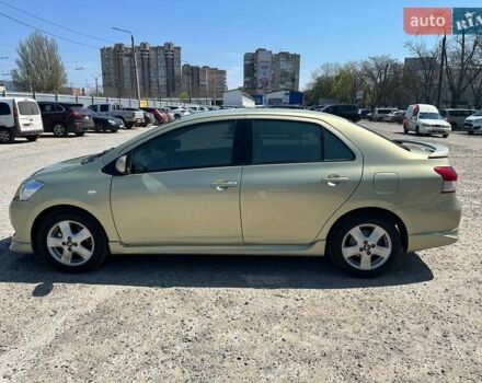 Зелений Тойота Яріс, об'ємом двигуна 1.5 л та пробігом 119 тис. км за 7000 $, фото 4 на Automoto.ua