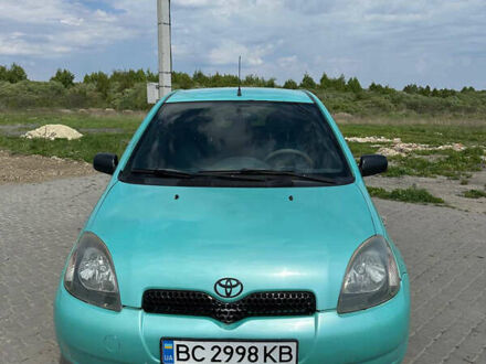 Зеленый Тойота Ярис, объемом двигателя 1 л и пробегом 264 тыс. км за 2300 $, фото 1 на Automoto.ua
