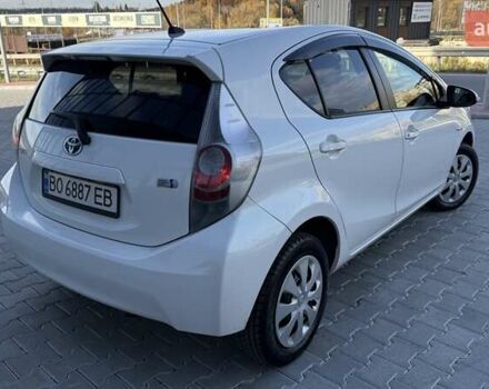 Белый Тойота Aqua, объемом двигателя 1.5 л и пробегом 85 тыс. км за 10499 $, фото 9 на Automoto.ua