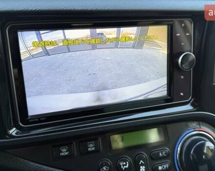 Белый Тойота Aqua, объемом двигателя 1.5 л и пробегом 85 тыс. км за 10499 $, фото 33 на Automoto.ua