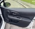 Білий Тойота Aqua, об'ємом двигуна 1.5 л та пробігом 95 тис. км за 11990 $, фото 15 на Automoto.ua