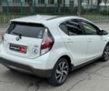 Білий Тойота Aqua, об'ємом двигуна 1.5 л та пробігом 95 тис. км за 11990 $, фото 4 на Automoto.ua