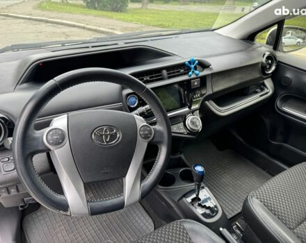 Білий Тойота Aqua, об'ємом двигуна 1.5 л та пробігом 95 тис. км за 11990 $, фото 21 на Automoto.ua