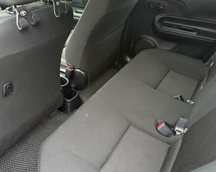 Белый Тойота Aqua, объемом двигателя 1.5 л и пробегом 63 тыс. км за 11300 $, фото 9 на Automoto.ua