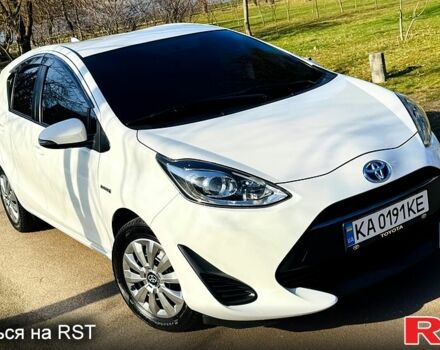 Білий Тойота Aqua, об'ємом двигуна 1.5 л та пробігом 53 тис. км за 12700 $, фото 7 на Automoto.ua