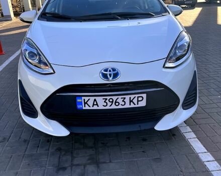 Белый Тойота Aqua, объемом двигателя 1.5 л и пробегом 70 тыс. км за 12600 $, фото 9 на Automoto.ua